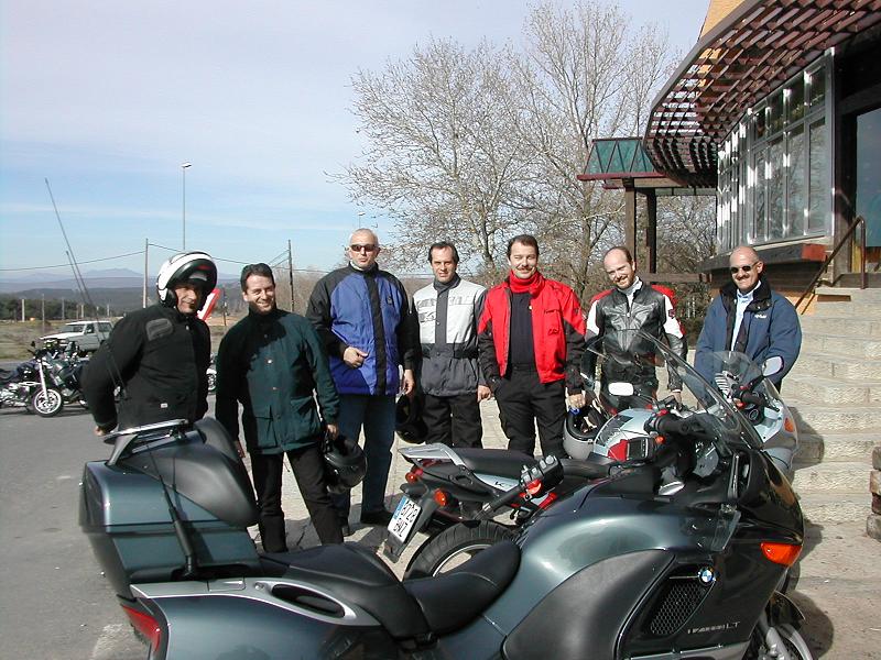 SM200304_1.jpg